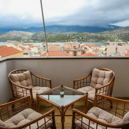 Argostoli Apartment *